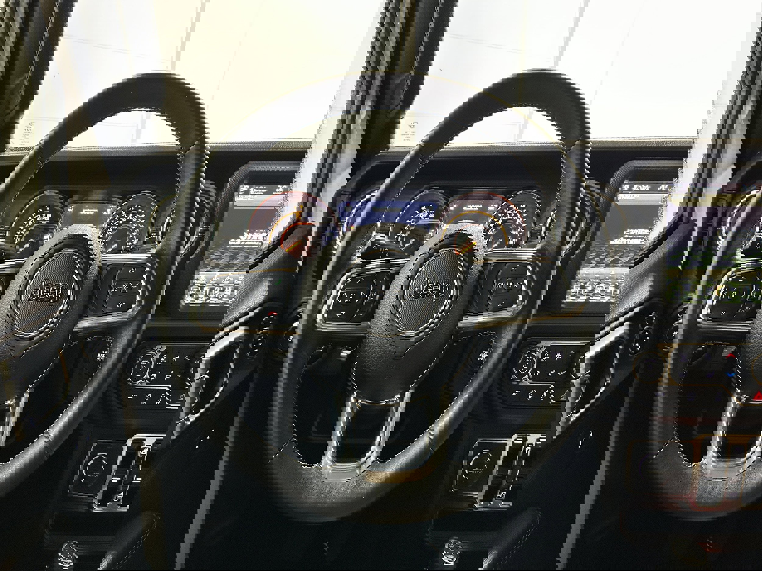 Used 2019 Jeep Wrangler Unlimited Sahara w/ Uconnect 4C Nav & Sound Group image 15