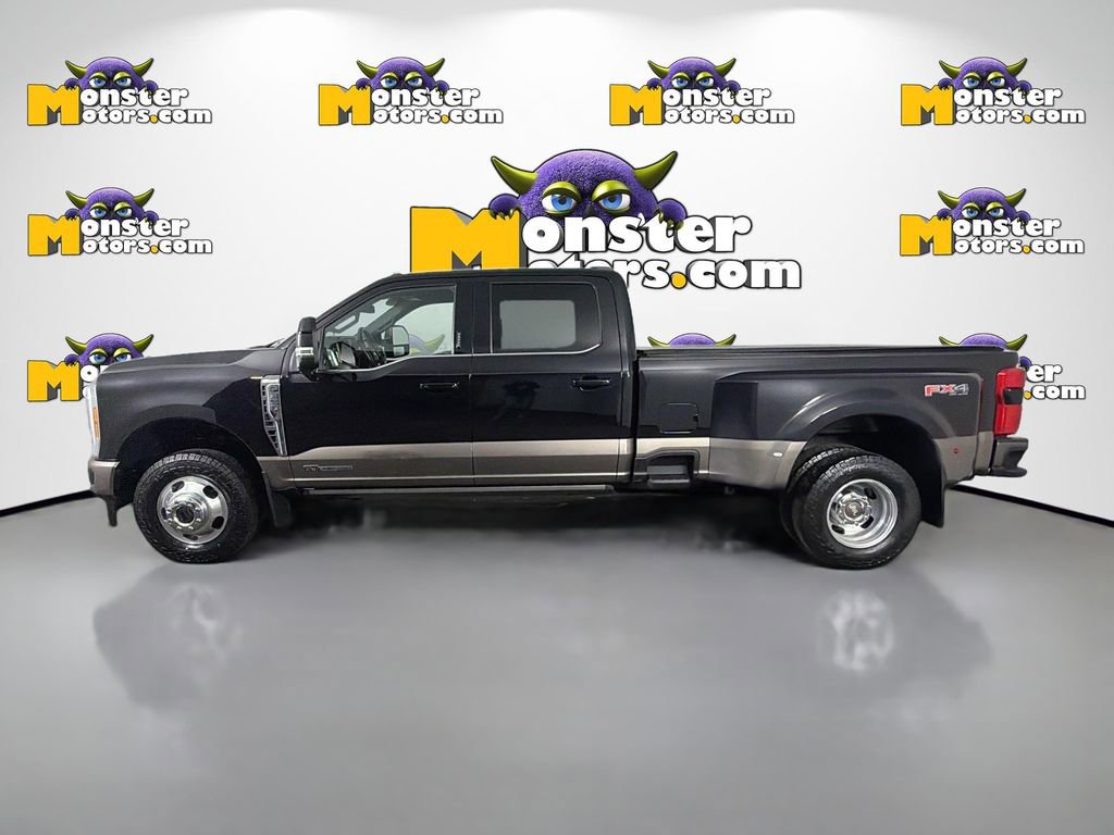 Used 2023 Ford F350 King Ranch w/ FX4 Off-Road Package image 8