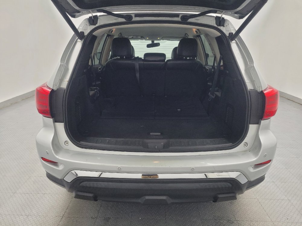 Used 2019 Nissan Pathfinder SL AWD/4WD image 29