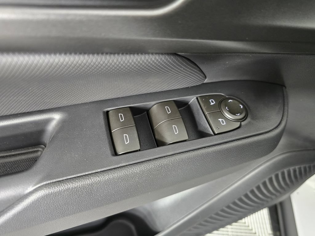 New 2026 Chevrolet Equinox EV LT FWD image 25