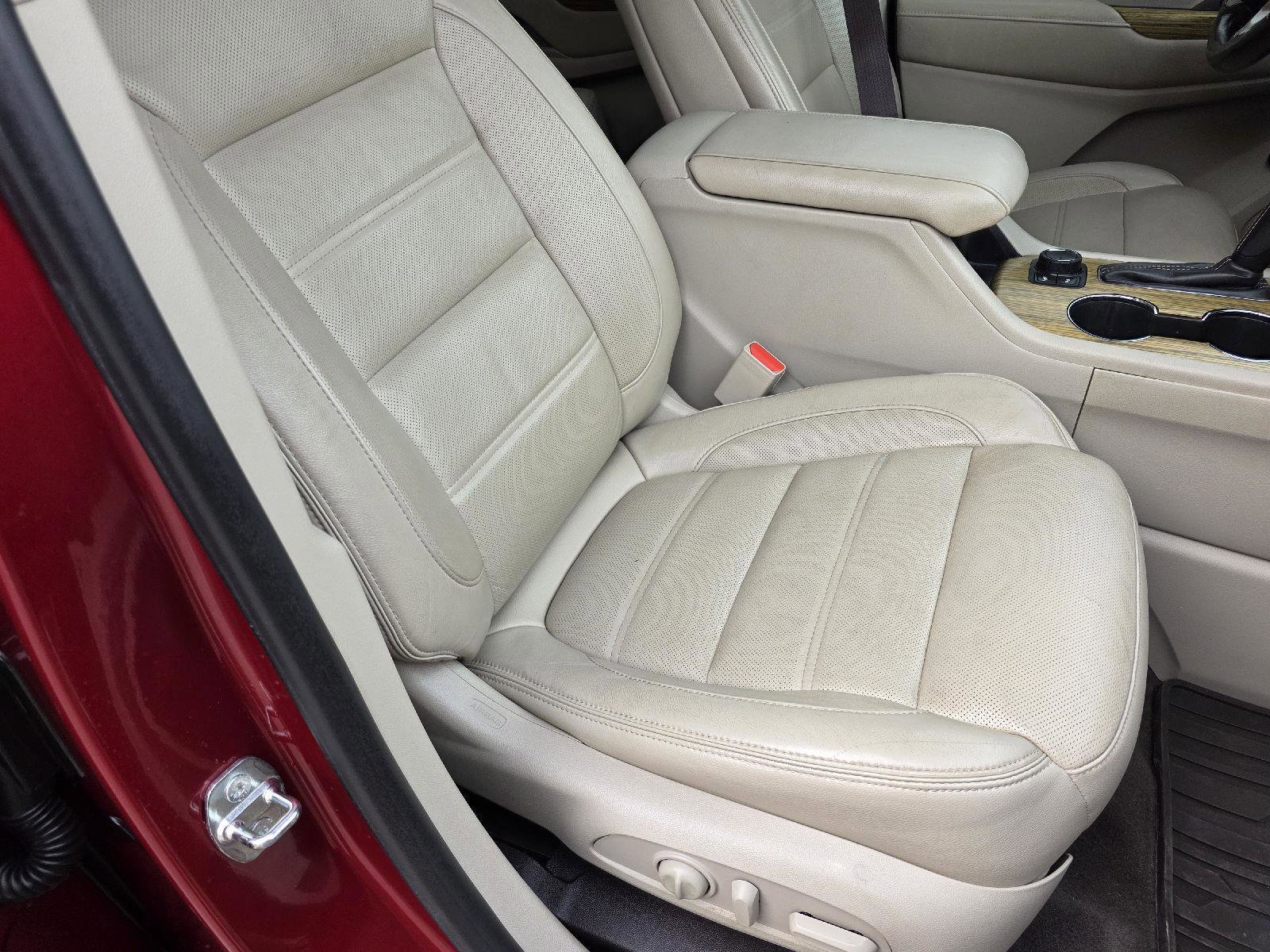 Used 2019 GMC Acadia Denali w/ Technology Package image 29