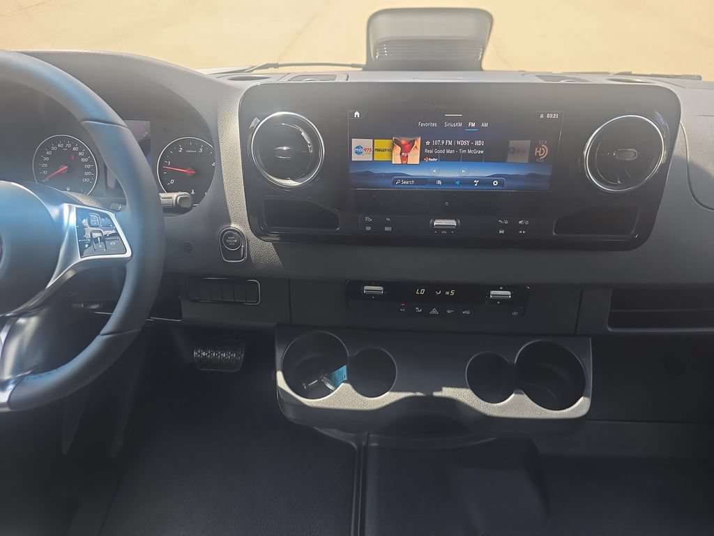 New 2026 Mercedes-Benz Sprinter 2500 image 17
