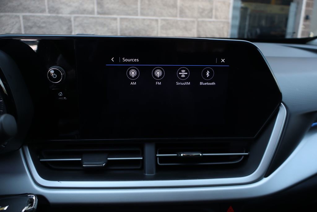 Used 2024 Chevrolet Trax LS w/ LS Convenience Package FWD image 18