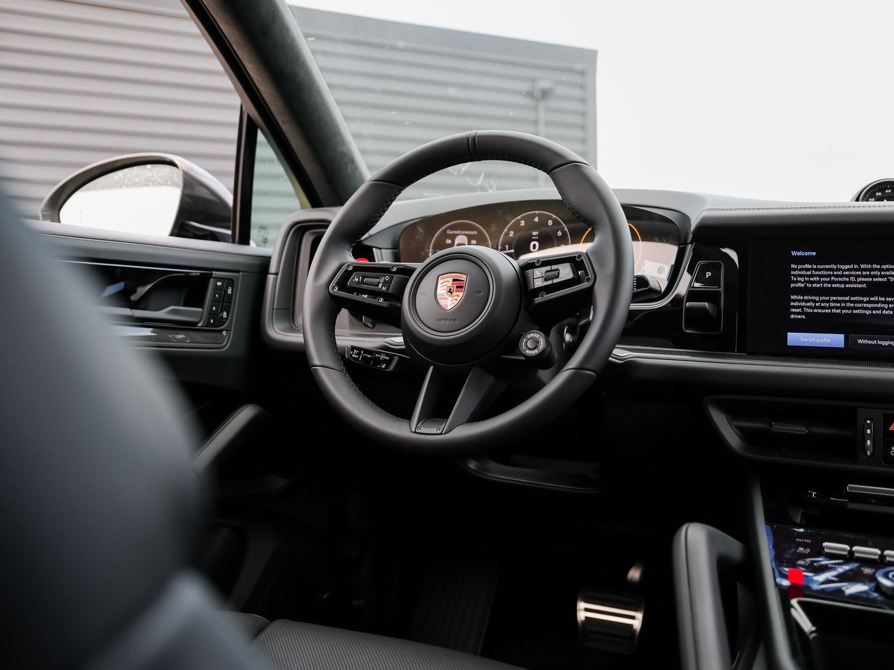 New 2026 Porsche Cayenne GTS image 25