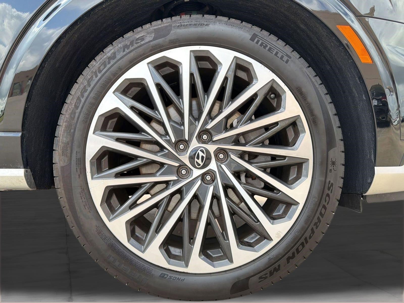 Certified 2026 Hyundai Palisade Calligraphy AWD/4WD image 11