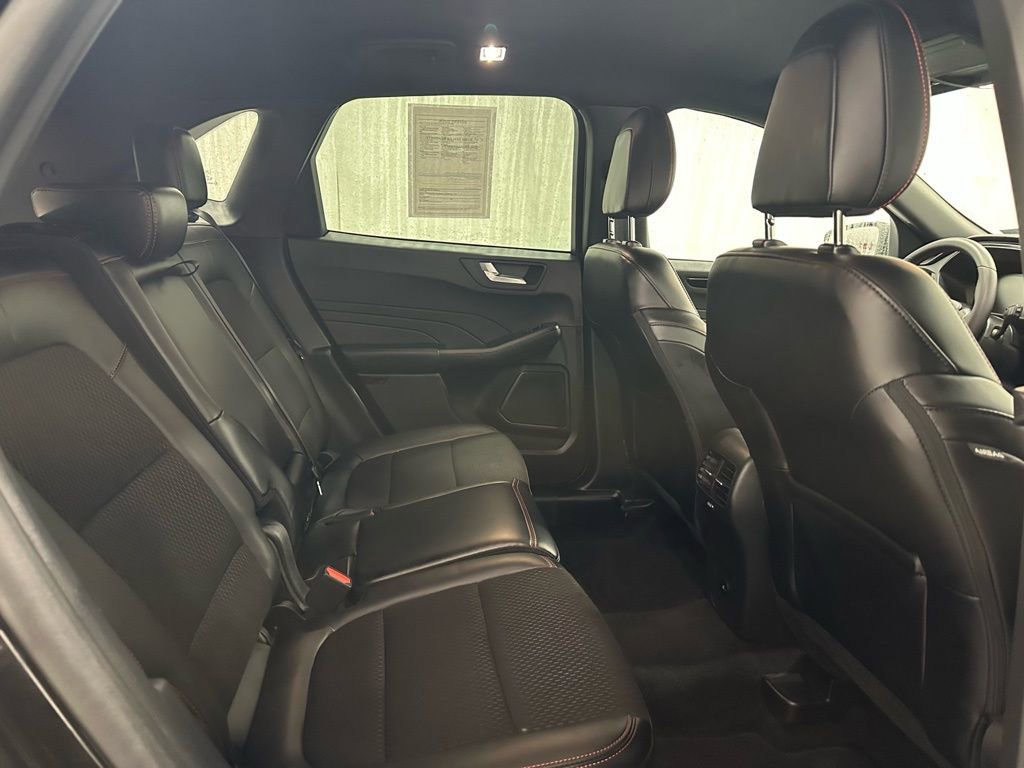 Used 2025 Ford Escape ST-Line AWD/4WD image 50
