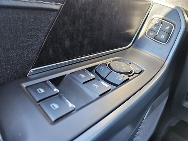 Used 2023 Ford F150 Lariat w/ Max Trailer Tow Package image 32