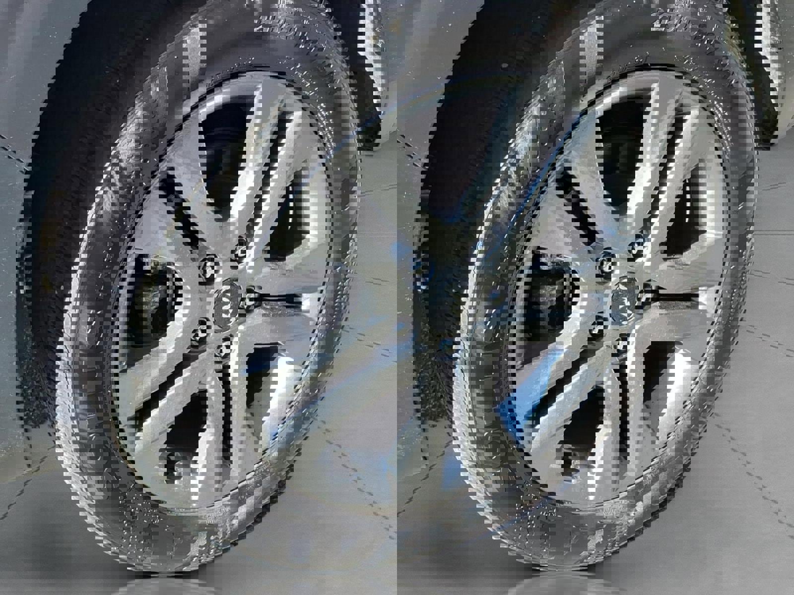 Used 2023 Kia Seltos S image 5