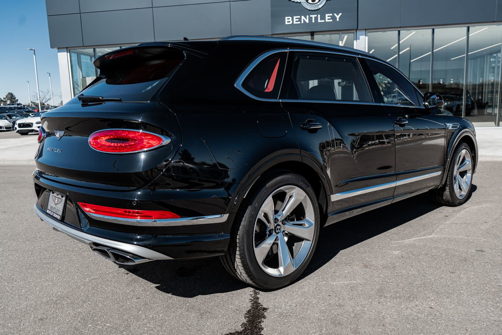 Used 2024 Bentley Bentayga Extended Wheelbase image 13