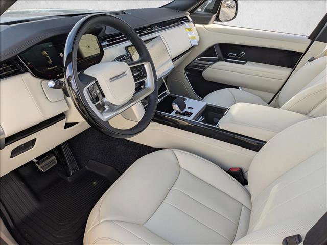 New 2026 Land Rover Range Rover Long Wheelbase SE image 3