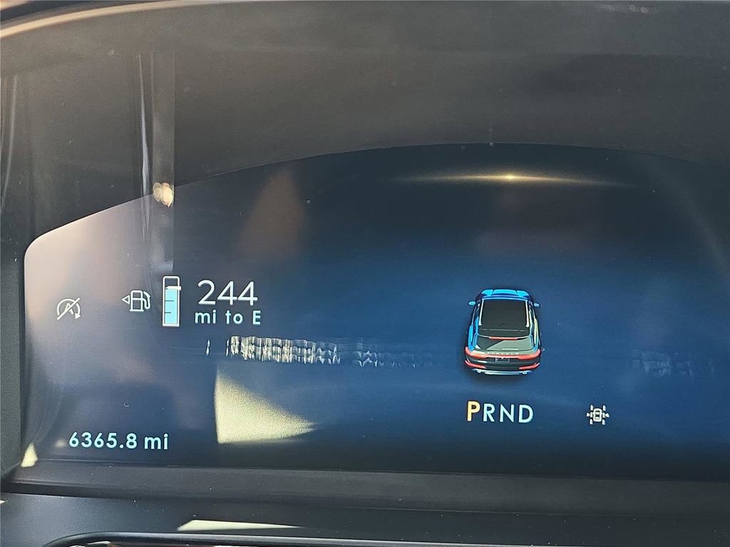 Used 2025 Lincoln Corsair FWD w/ Equipment Group 101A image 25