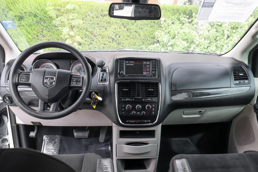 Used 2019 Dodge Grand Caravan SE image 24