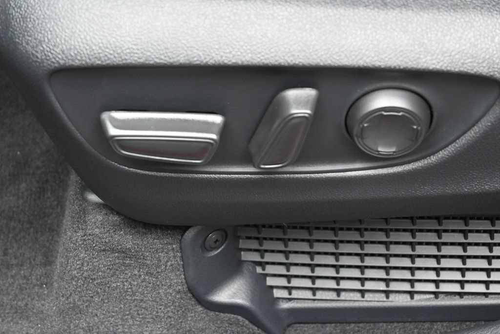 Certified 2026 Toyota Sienna XSE AWD/4WD image 10