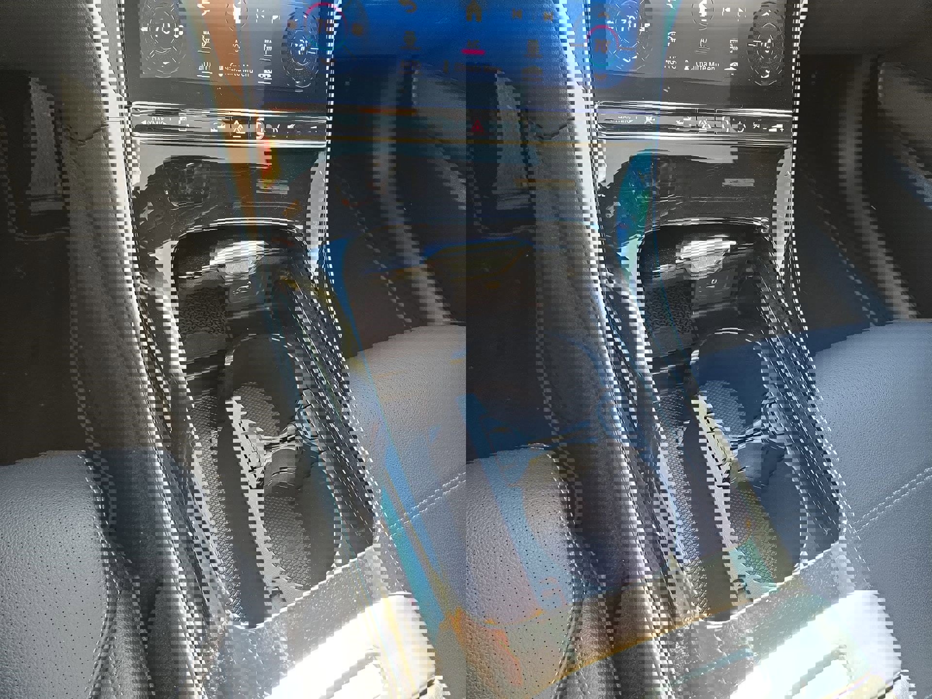 Used 2024 Mercedes-Benz C 300 Sedan image 22