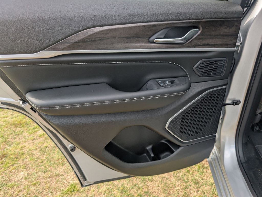 New 2026 Jeep Grand Cherokee Limited AWD/4WD image 27