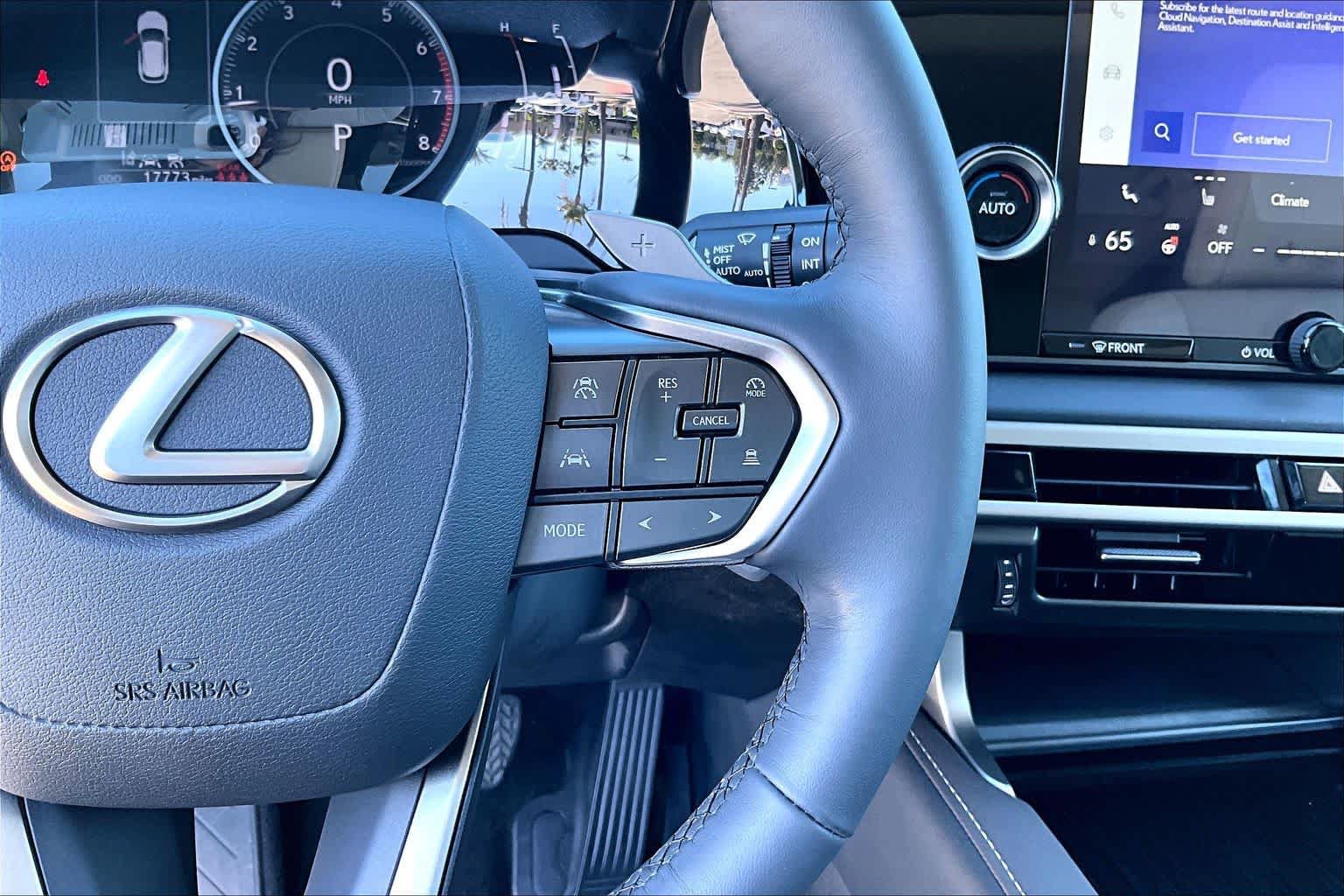 Certified 2024 Lexus RX 350 FWD w/ Technology Package image 23