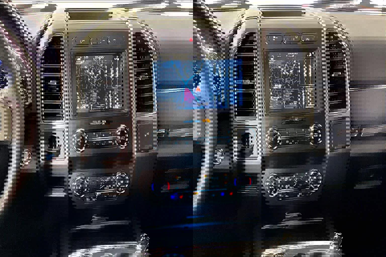 Used 2019 Ford Expedition XLT w/ Equipment Group 202A image 7