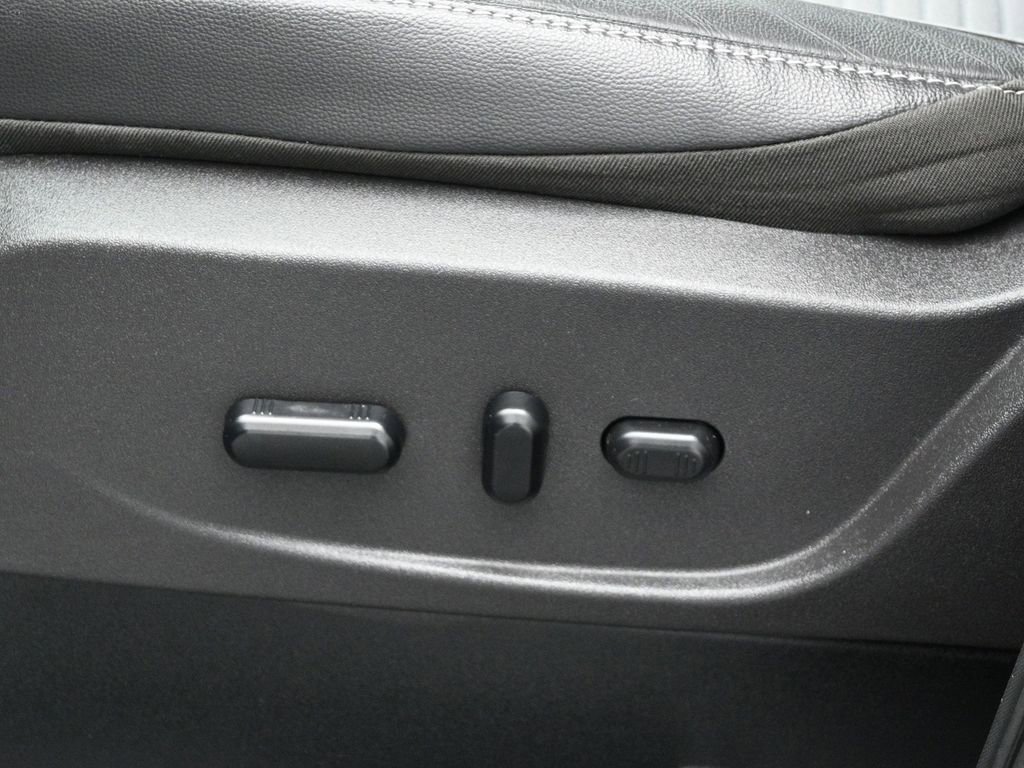 Used 2019 Ford Escape SE image 10