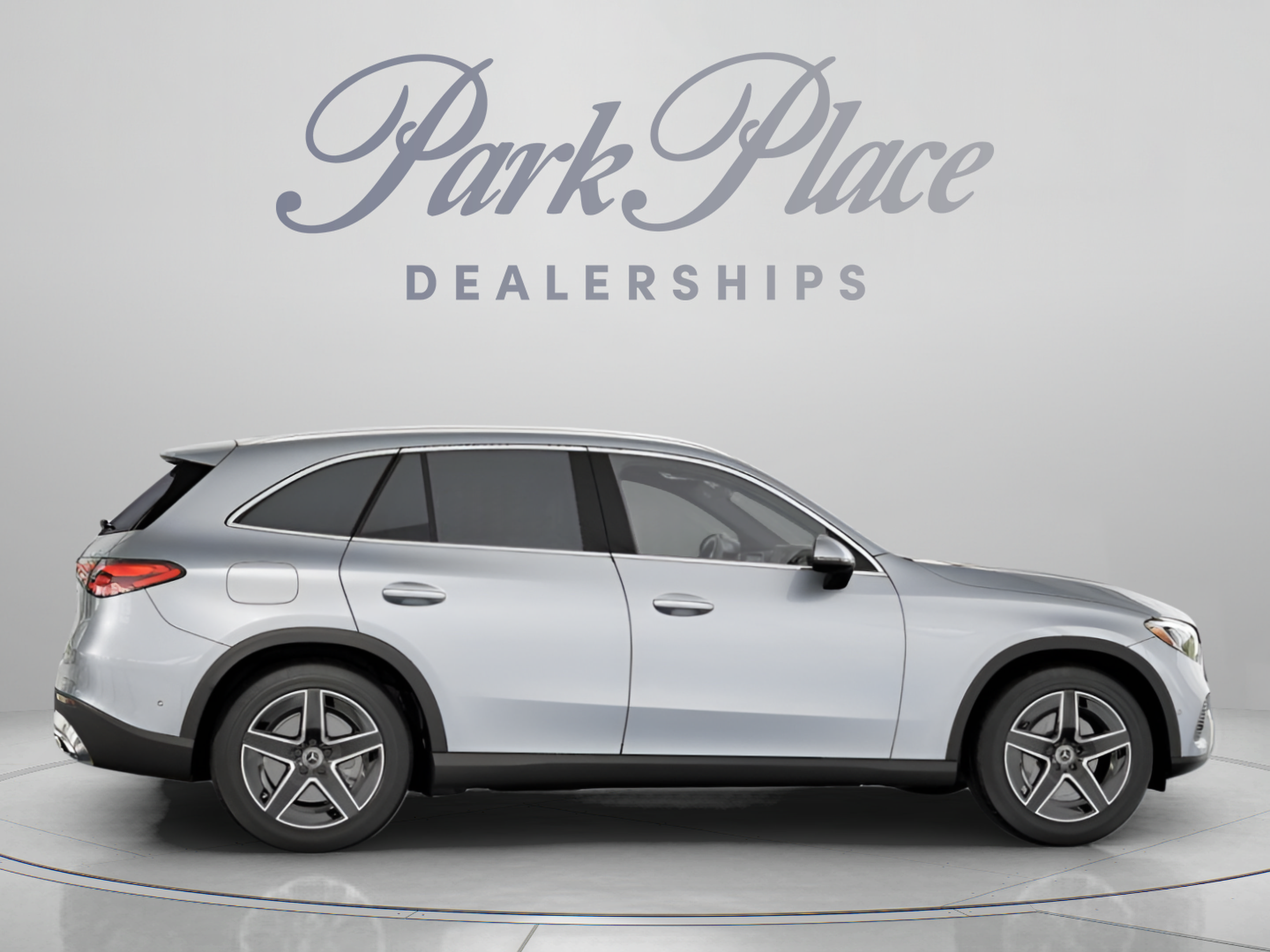 Used 2026 Mercedes-Benz GLC 300 image 27