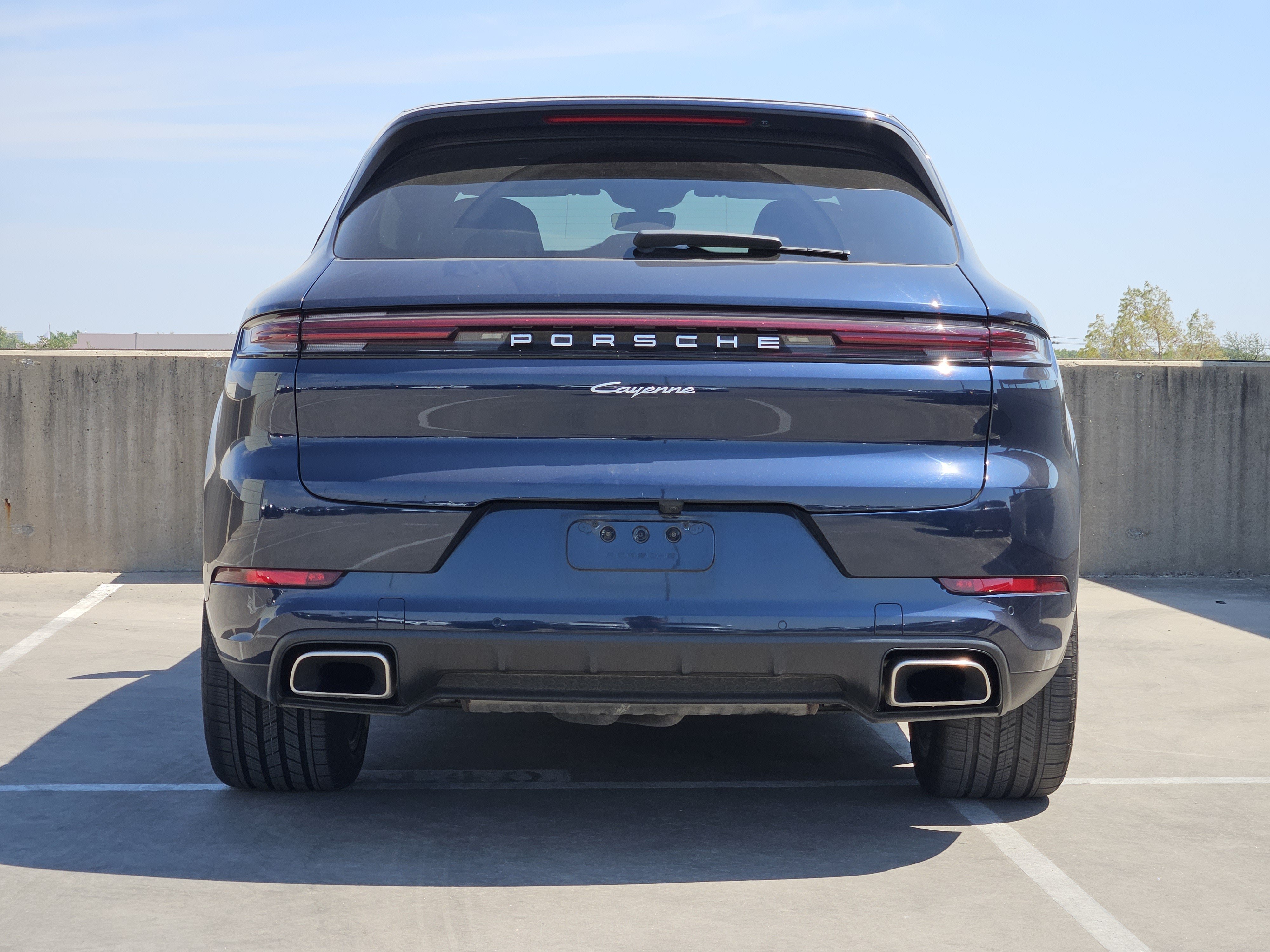 Certified 2024 Porsche Cayenne AWD/4WD image 7