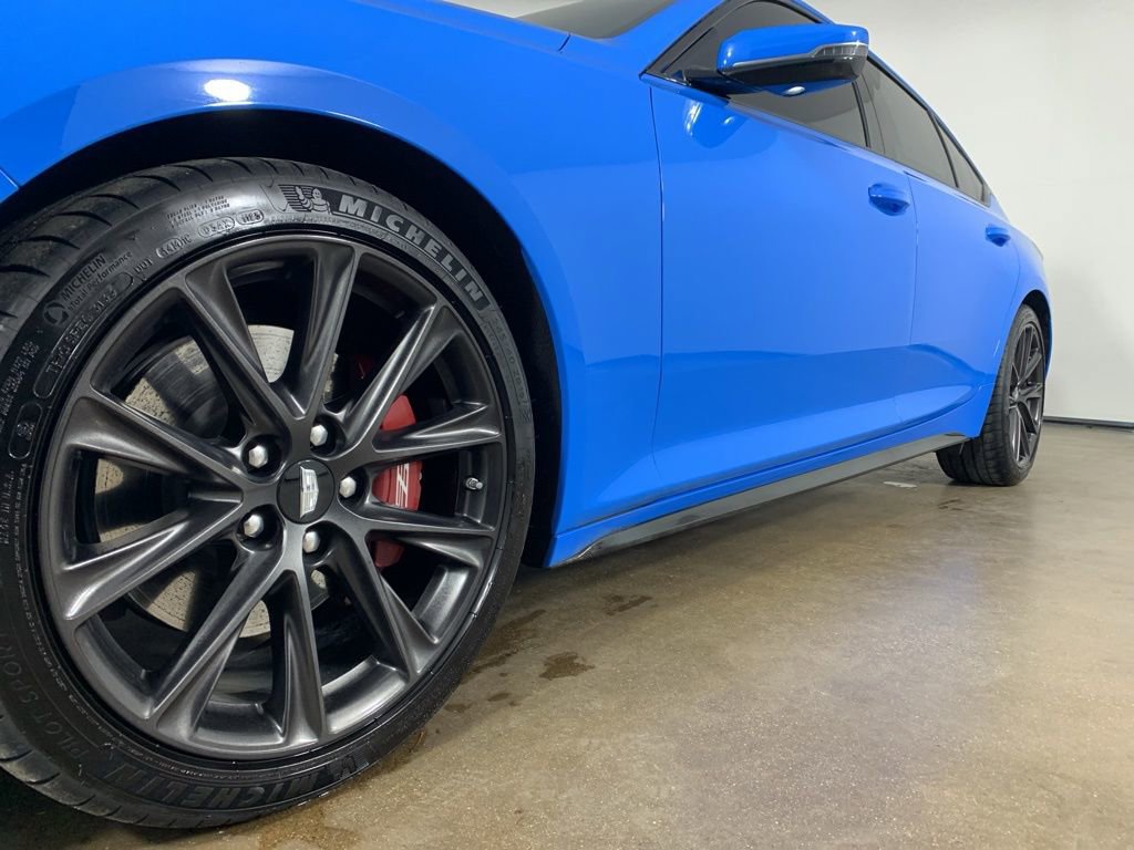 Used 2023 Cadillac CT5 V image 2