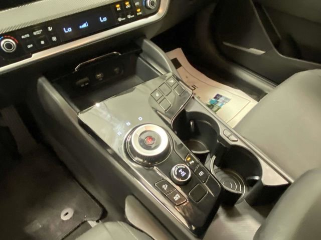 Used 2023 Kia Sportage LX image 16