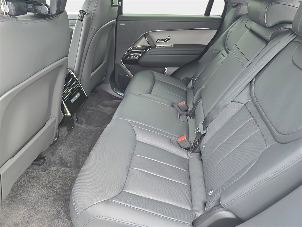 New 2026 Land Rover Range Rover Sport SE image 15