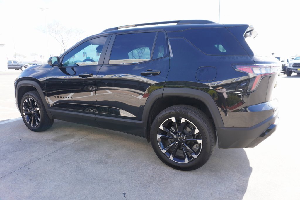 Used 2025 Chevrolet Equinox RS w/ Convenience Package III image 4