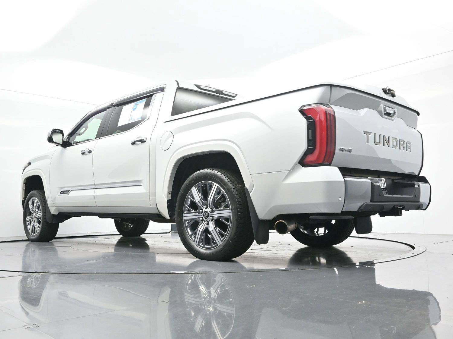 Used 2023 Toyota Tundra Capstone AWD/4WD image 49