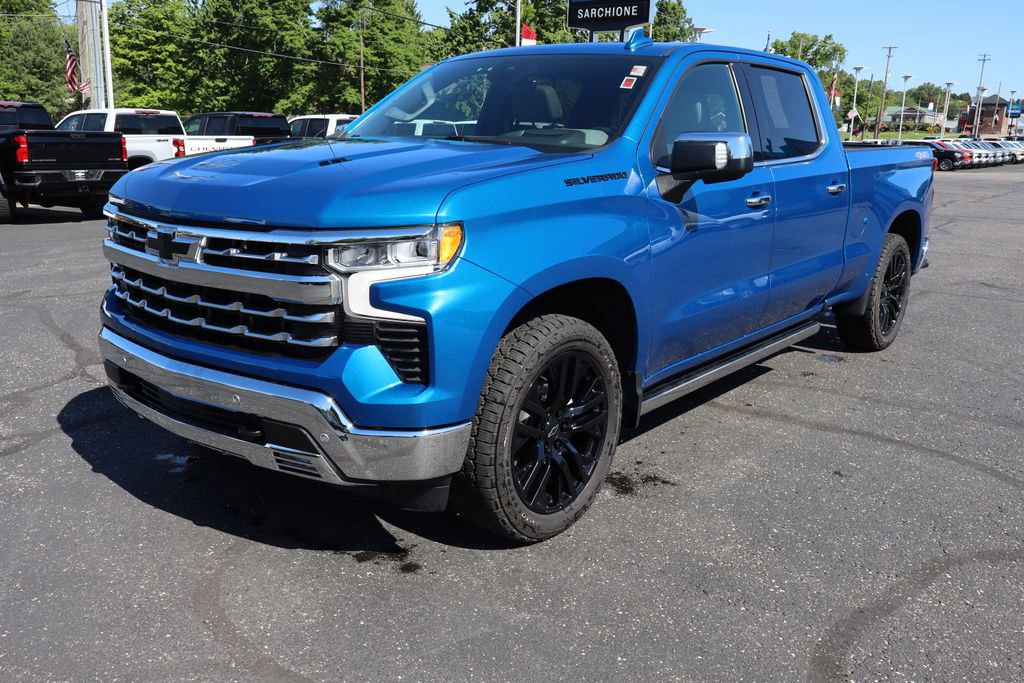 Used 2022 Chevrolet Silverado 1500 LTZ w/ LTZ Premium Package AWD/4WD image 30