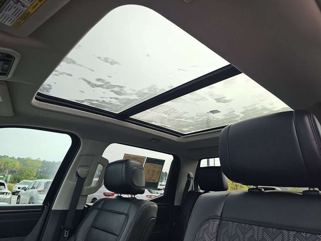 Used 2024 Toyota Tundra Limited image 33