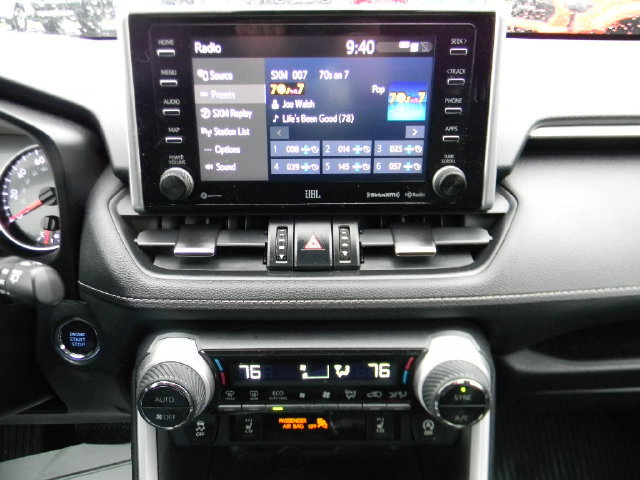 Used 2020 Toyota RAV4 XLE Premium AWD/4WD image 12