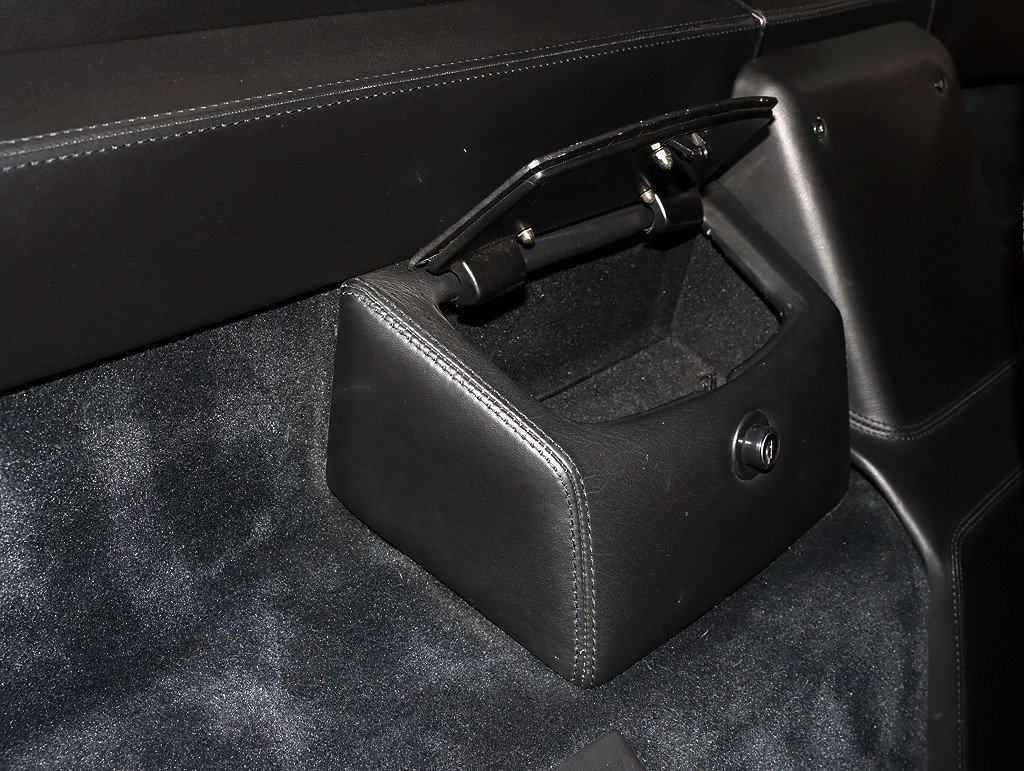 Used 1998 Ferrari F355 Berlinetta image 41