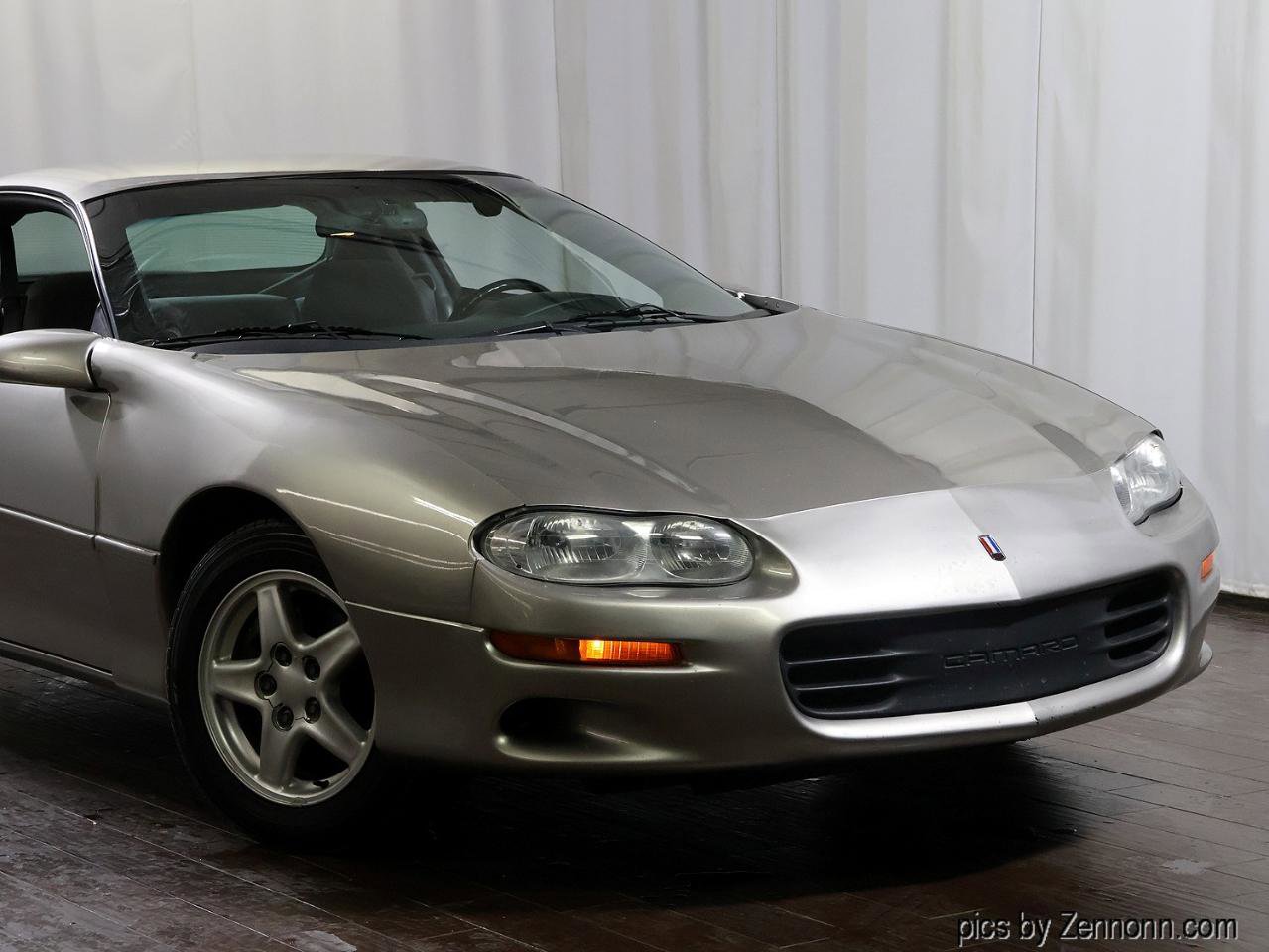 Used 1999 Chevrolet Camaro LT w/ Preferred Equipment Group 2 RWD image 2