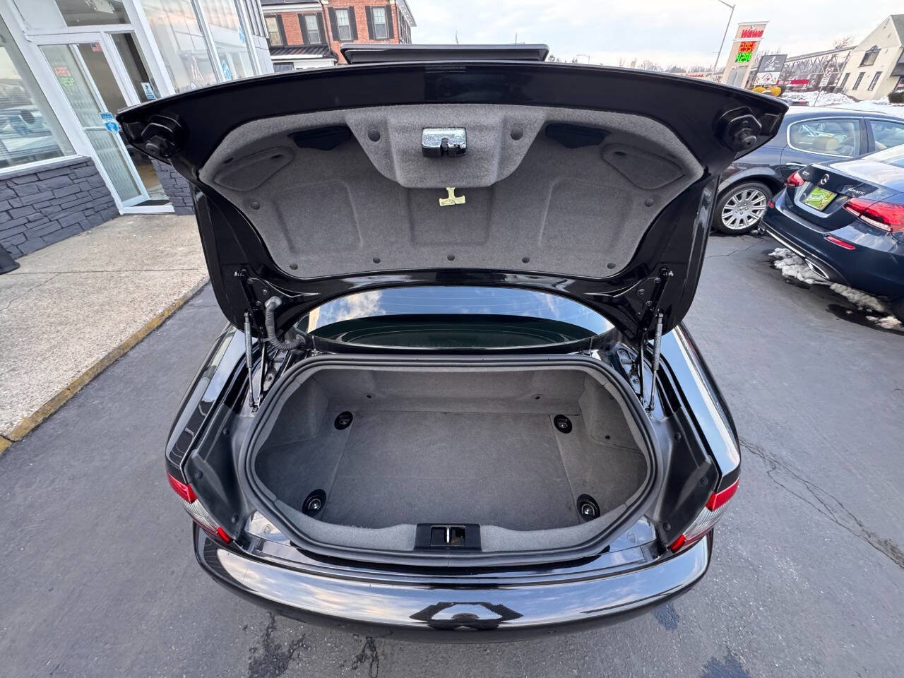 Used 2016 Maserati GranTurismo Sport image 37