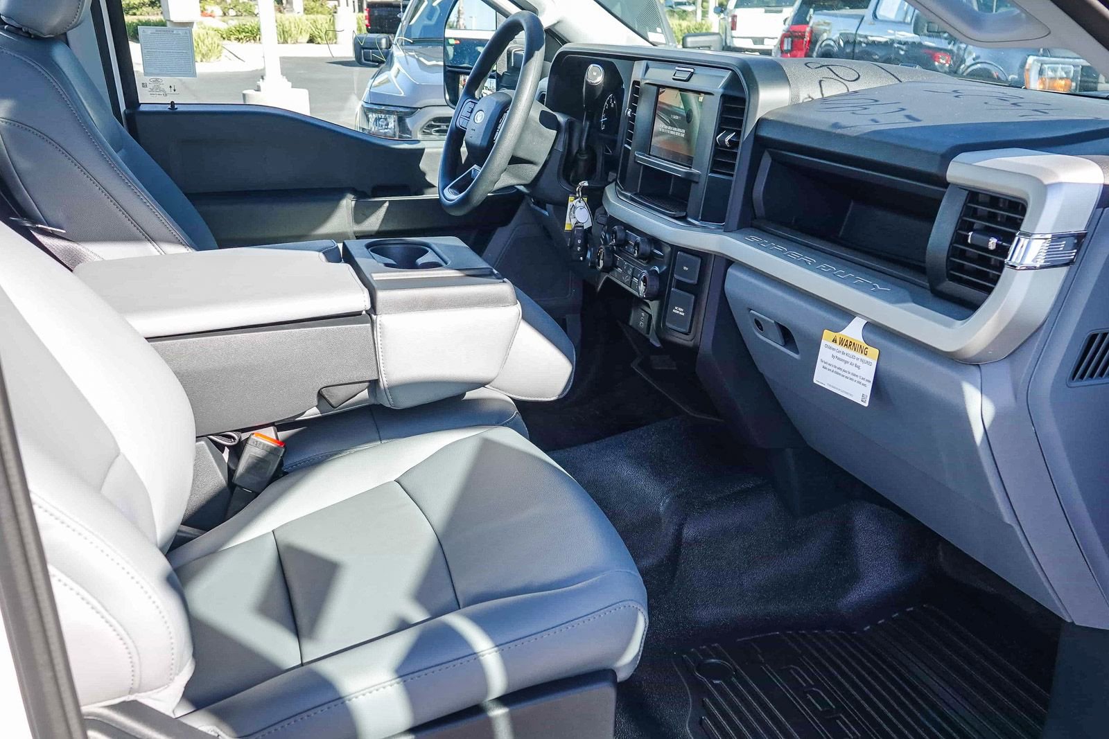 New 2026 Ford F250 XL w/ XL Chrome Package image 15