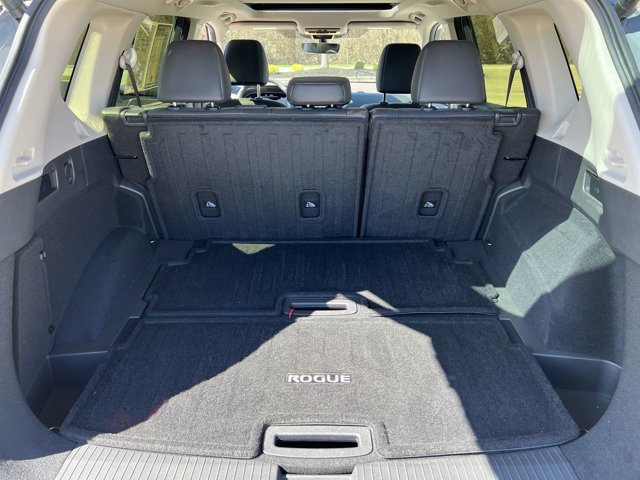 Used 2023 Nissan Rogue Platinum w/ Platinum Premium Package image 26