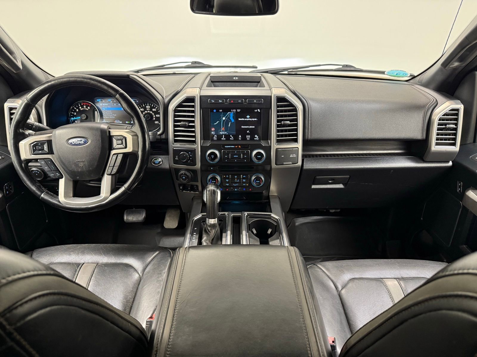 Used 2018 Ford F150 Platinum w/ Equipment Group 701A Luxury image 28