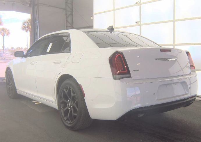 Used 2019 Chrysler 300 S w/ Safetytec Plus Group AWD/4WD image 9