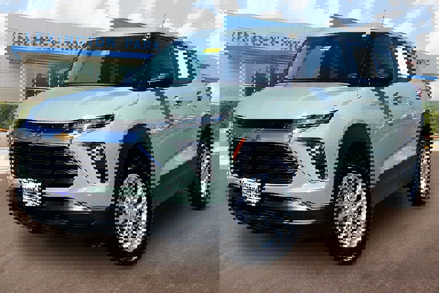 Used 2025 Chevrolet TrailBlazer LS w/ LS Convenience Package image 12