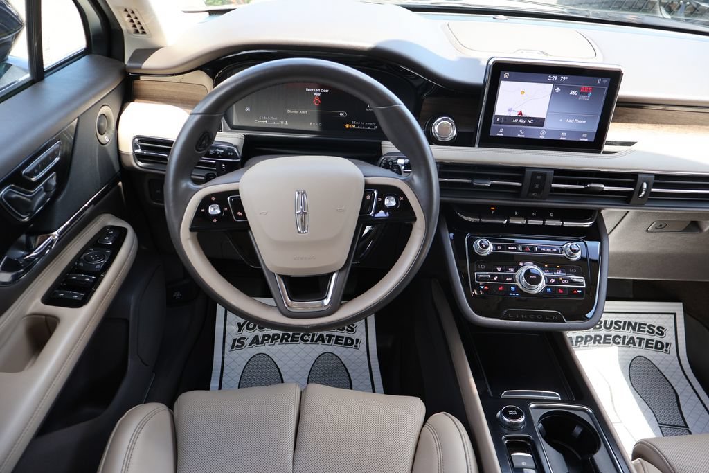 Used 2020 Lincoln Corsair Reserve w/ Equipment Group 202A AWD/4WD image 6