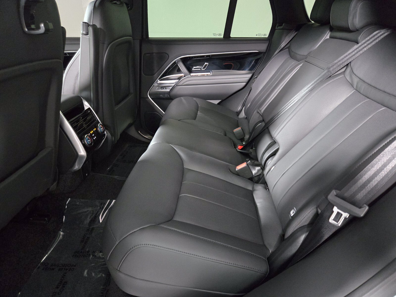 New 2026 Land Rover Range Rover SE AWD/4WD image 5