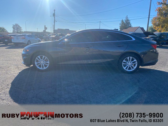 Used 2018 Chevrolet Malibu LT FWD image 4