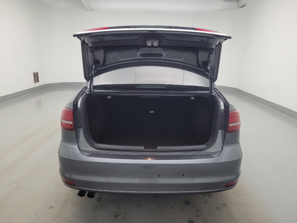 Used 2018 Volkswagen Jetta SEL FWD image 29