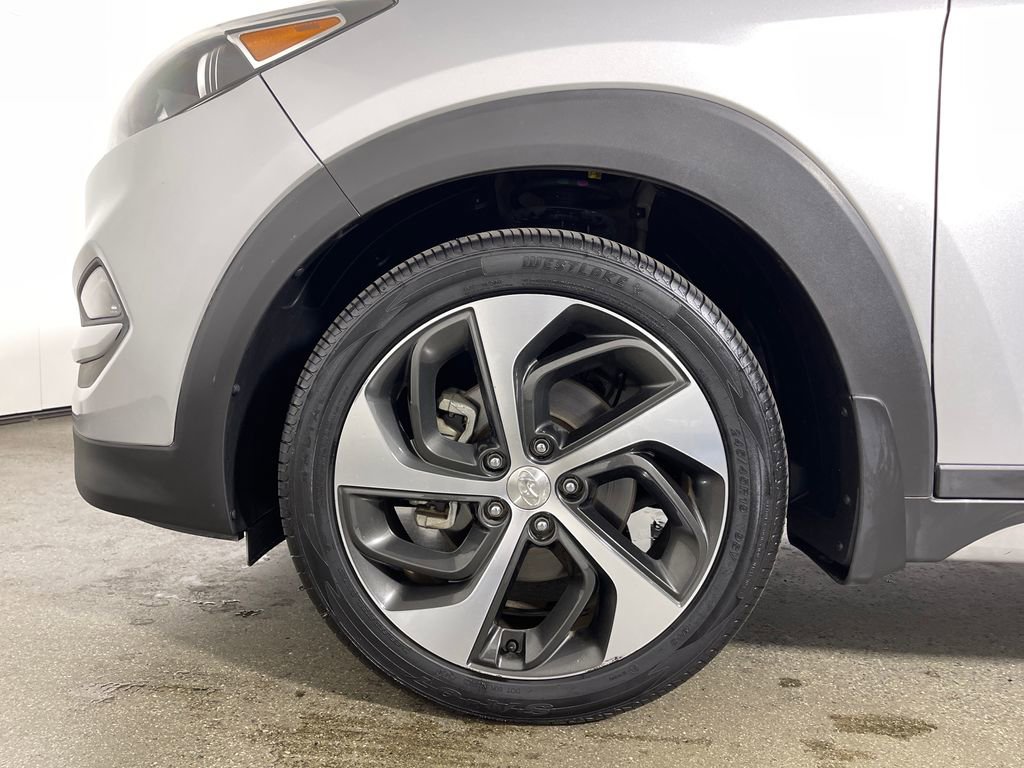 Used 2018 Hyundai Tucson Value w/ Cargo Package FWD image 11