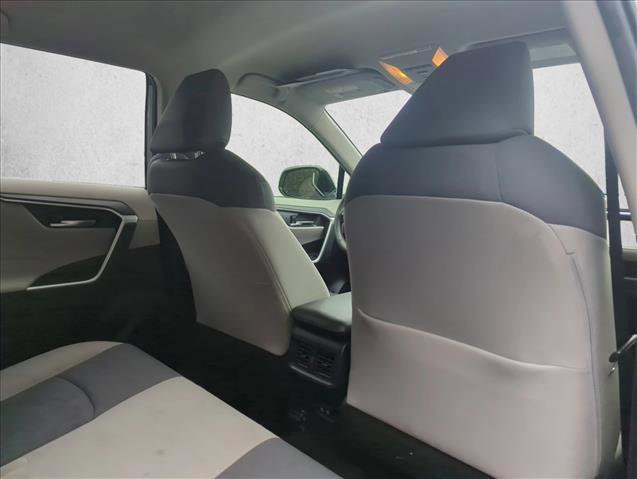 Used 2021 Toyota RAV4 XLE image 24