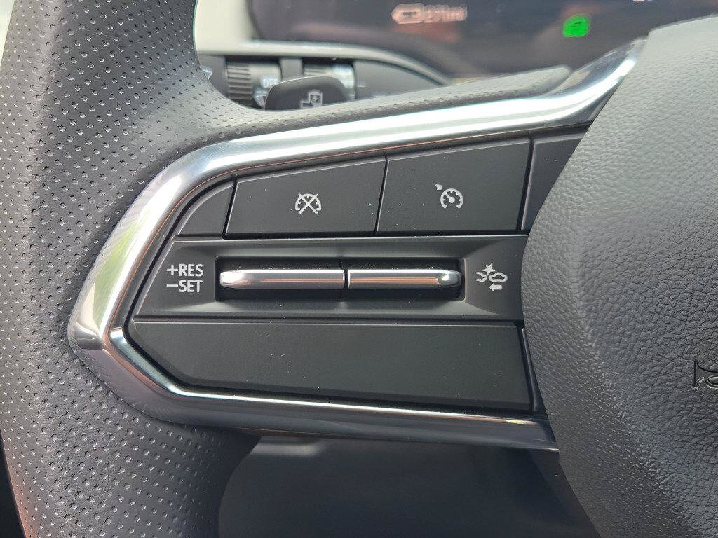 New 2026 Chevrolet Equinox EV LT FWD image 30