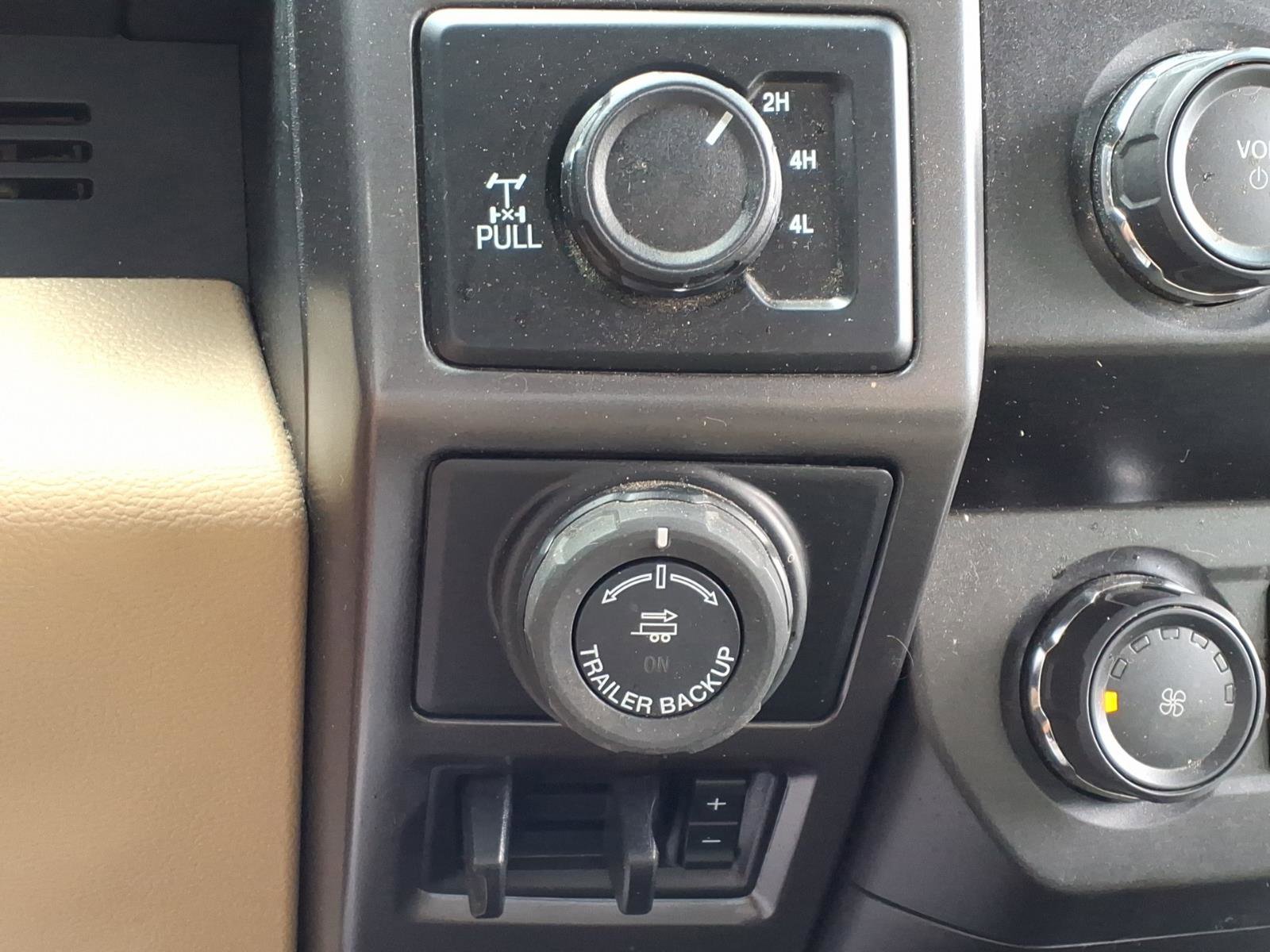 Used 2020 Ford F150 XLT w/ Equipment Group 302A Luxury AWD/4WD image 20