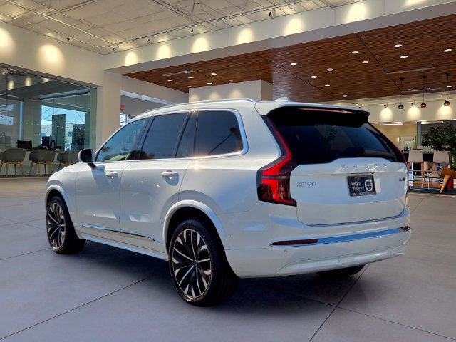 New 2027 Volvo XC90 B6 Plus AWD/4WD image 3