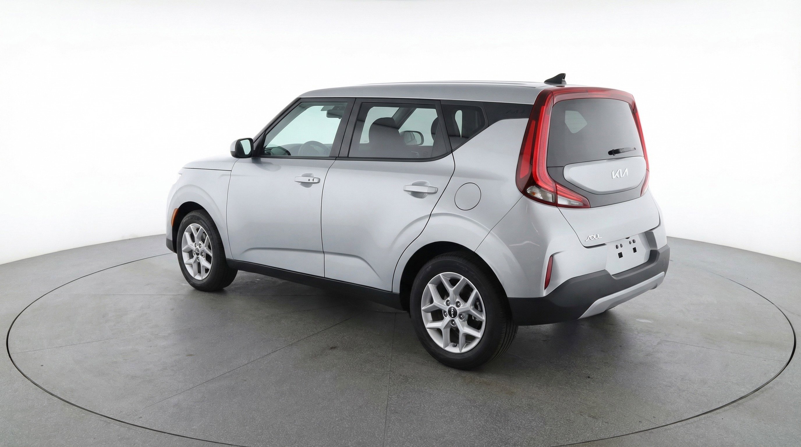 Used 2025 Kia Soul LX w/ LX Technology Package image 6